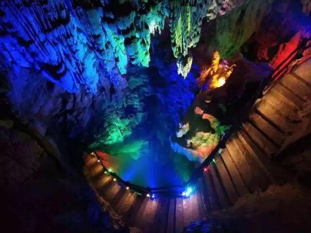【关注乌什7.1级地震救援|物资保障】两万盒复方一枝蒿发往震区