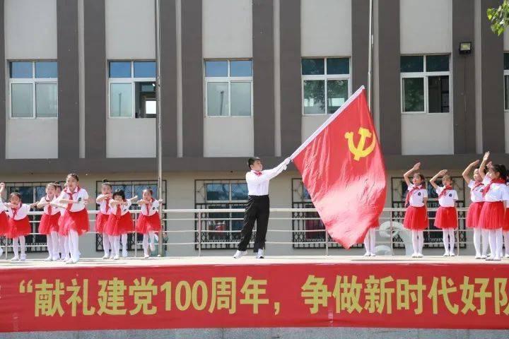 原料价格上涨，国外需求火热，钛白粉企业开年首次集中提价